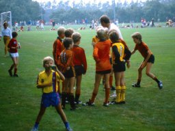 0DIA 1985 RAVA PUPS 1